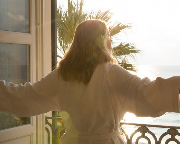 wisatawan pilih menetap di hotel