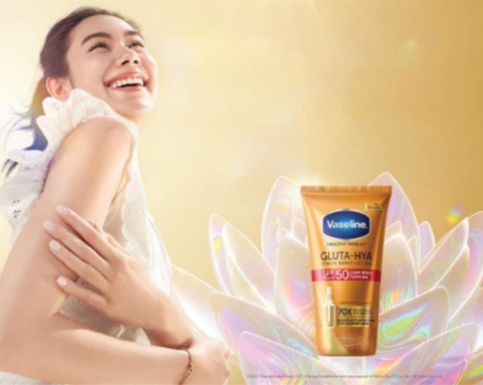 Vaseline White Lotus