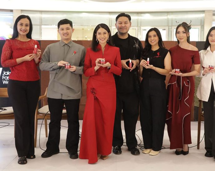 POND’S Age Miracle