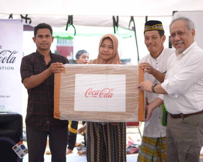 bantuan banjir Aceh Benihbaik Coca-Cola
